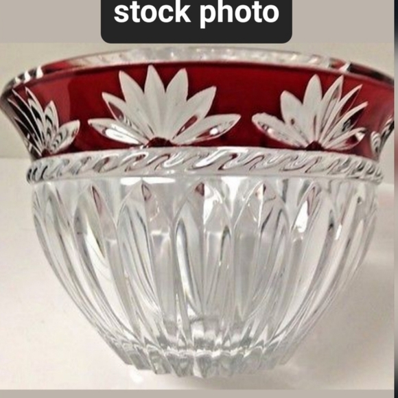 France marked Fan Cut to clear Heavy Lead Crystal Corinth Bowl Fan cut - Picture 1 of 11